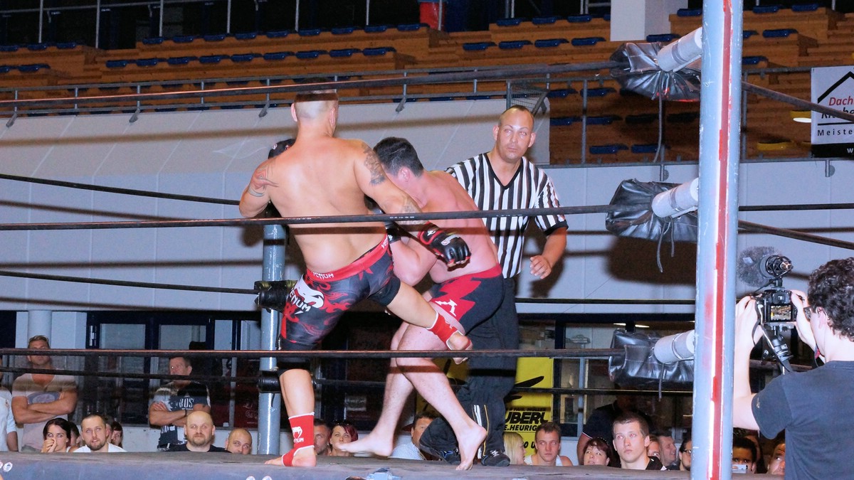 O Fotomagazin / MME Fightnight 2015 in Gmunden